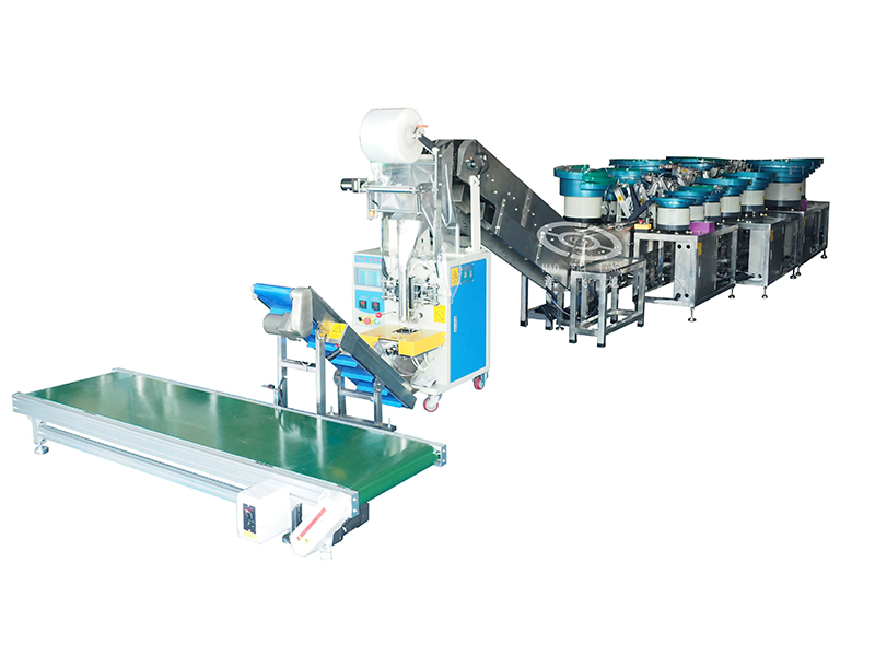 全自動(dòng)液體包裝機(jī)如何工作？